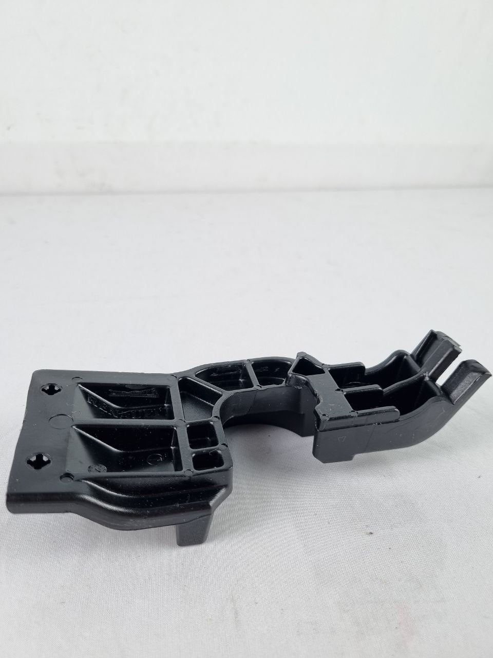 Suporte Tampa Tras Renault Sandero 2007/2016