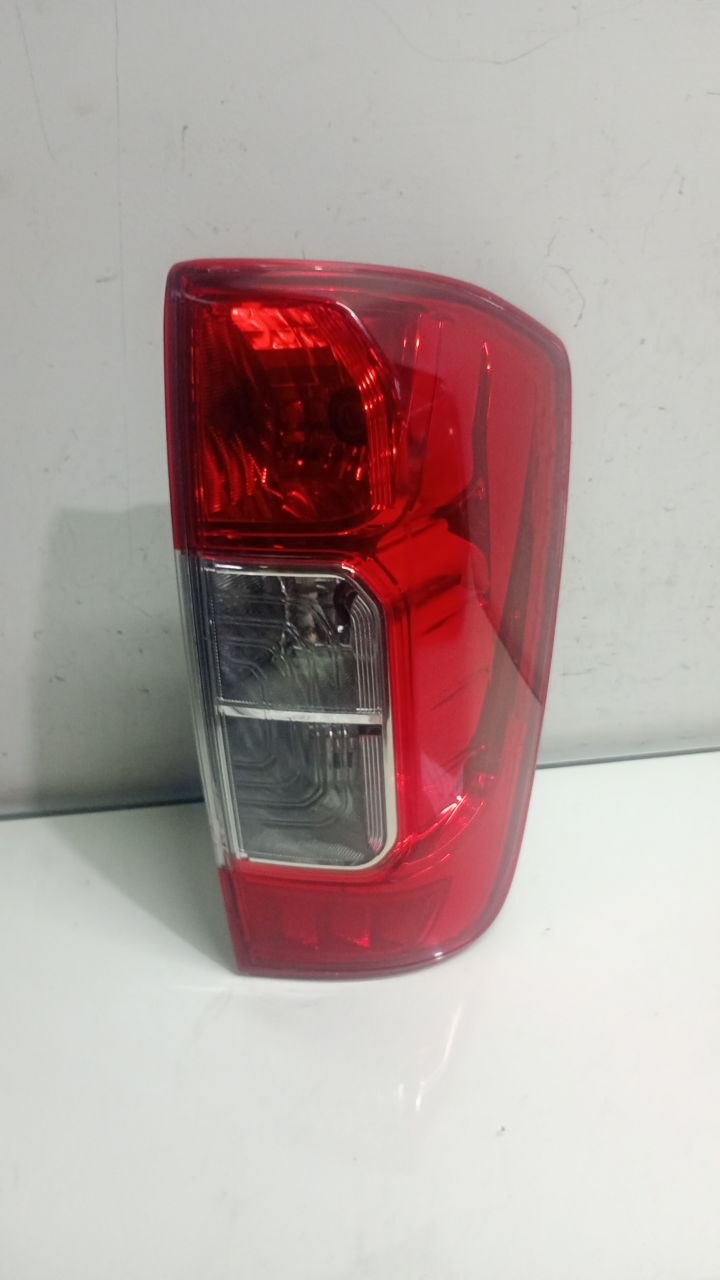 Lanterna Tras Dir Toyota Hilux 2016/2023 - Original