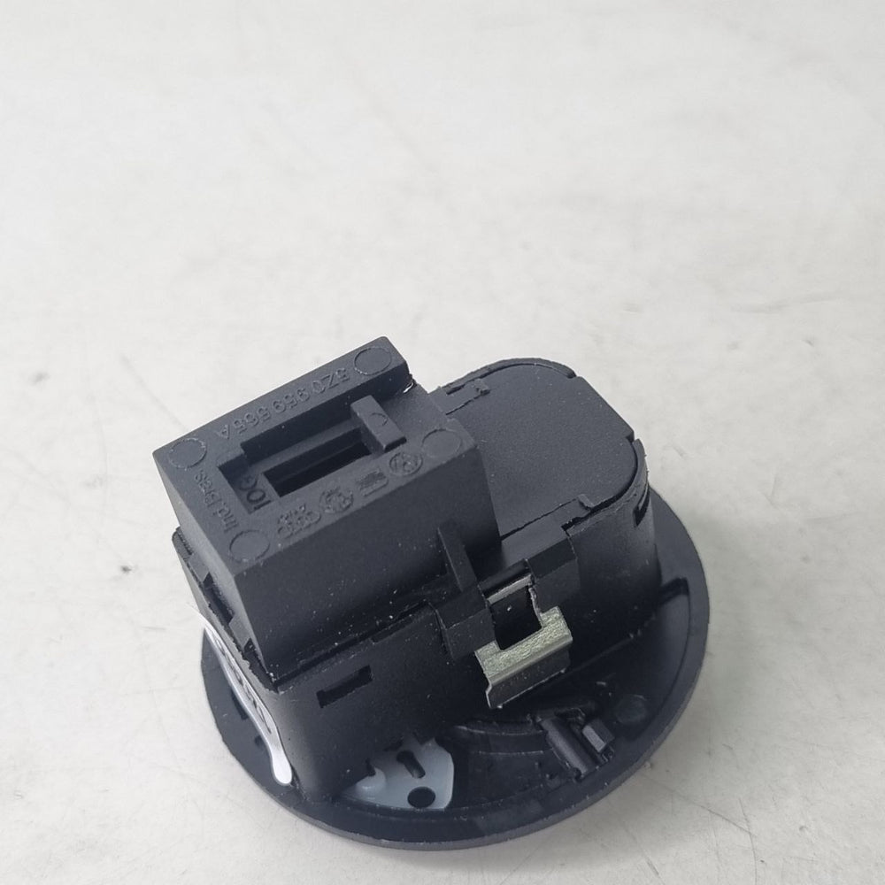Botão Regulagem Retrovisor Elétrico Volkswagen Gol Fox 2008/2016