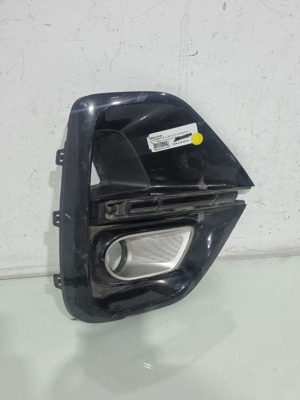 Moldura Farol de Milha Diant Esq Kia Sportage LX 2020/2022