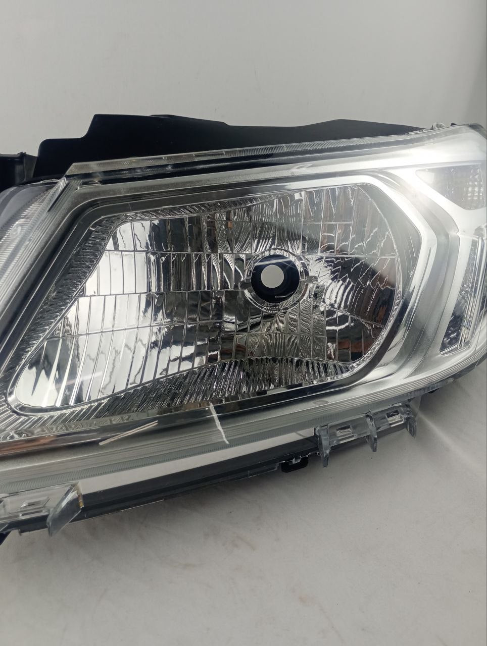 Farol Diant Esq Chevrolet Onix 2013/2019