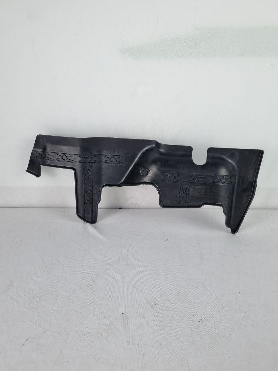 Defletor Ar Radiador Esq Volkswagen Gol/Voyage/Saveiro G5/G6/G7 2008/2023