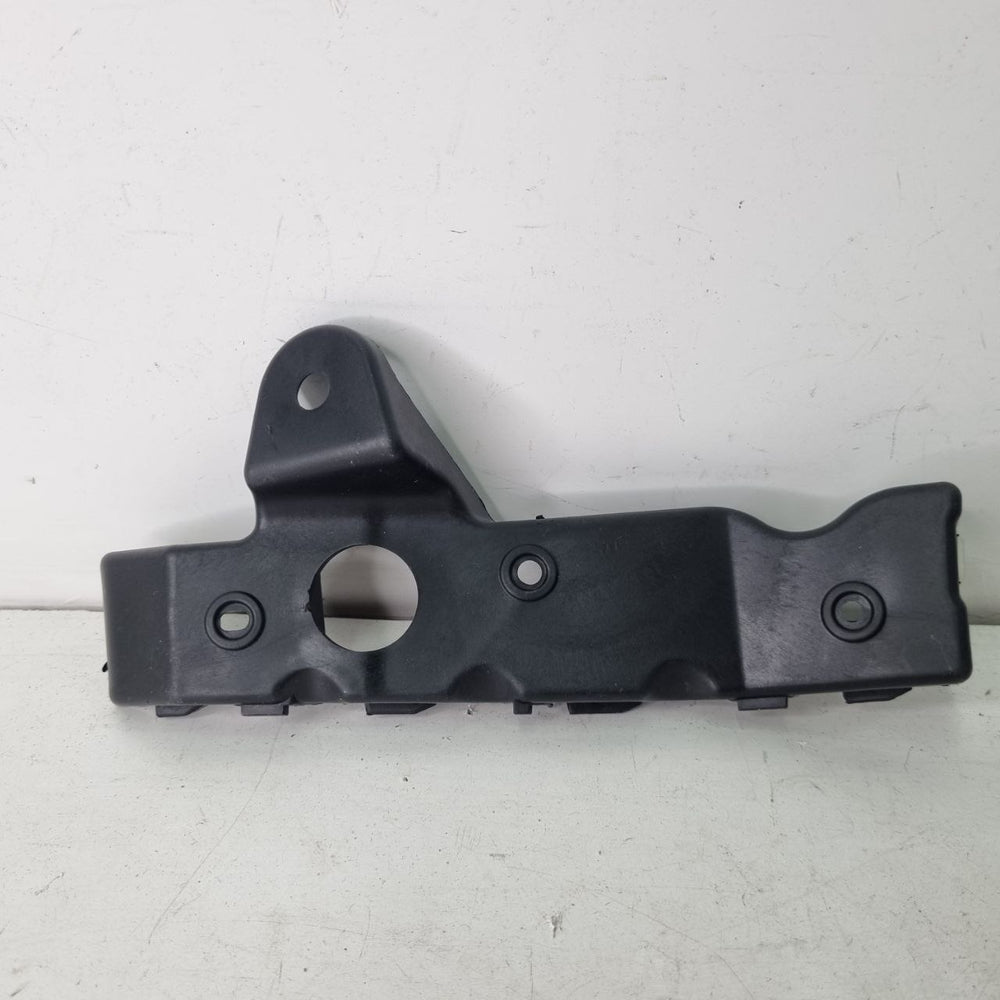 Suporte Guia Para-choque Diant Esq Chevrolet Agile 2009/2014