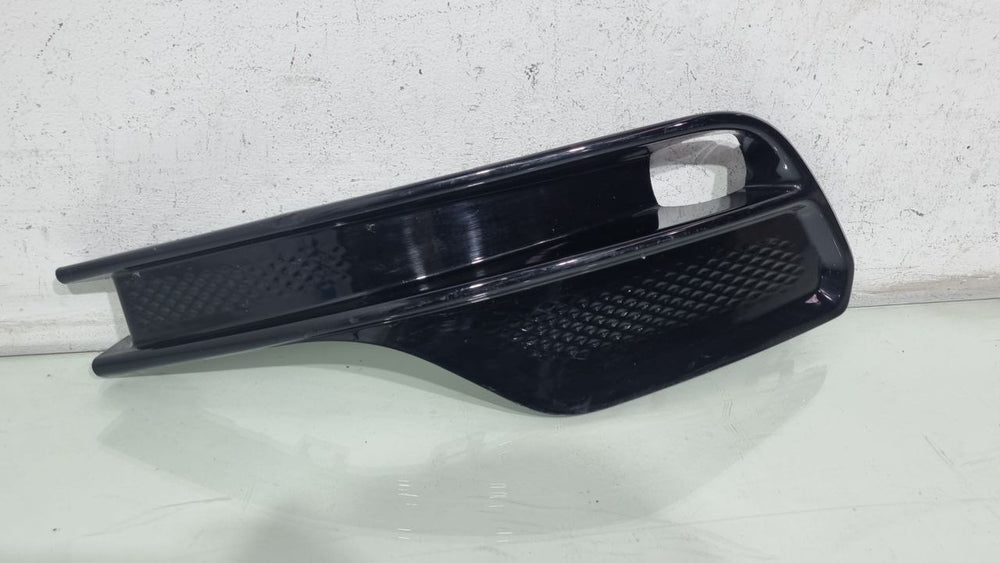 Moldura Farol Milha Esq Jeep Compass 2022/2024