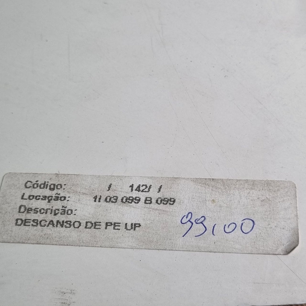 Descanso de Pé VW Up! 2014/2023 Novo