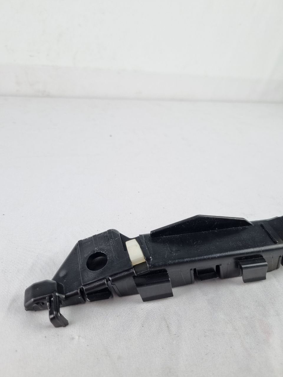 Suporte Guia Para-choque Diant Hyundai Santa Fe 2007/2012