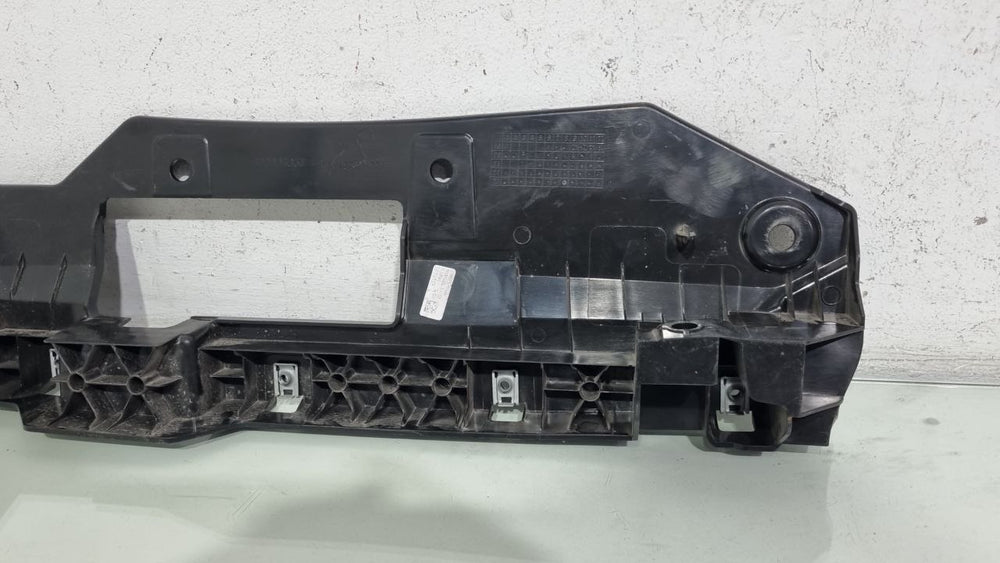 Moldura Superior Fixação Radiador Fiat Strada 2020/2026