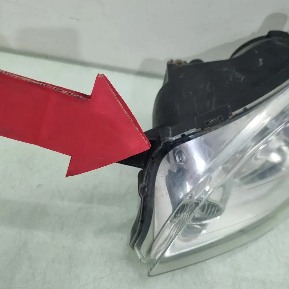 Farol Do Lado Esquerdo Chevrolet Classic Modelos 2011/2016
