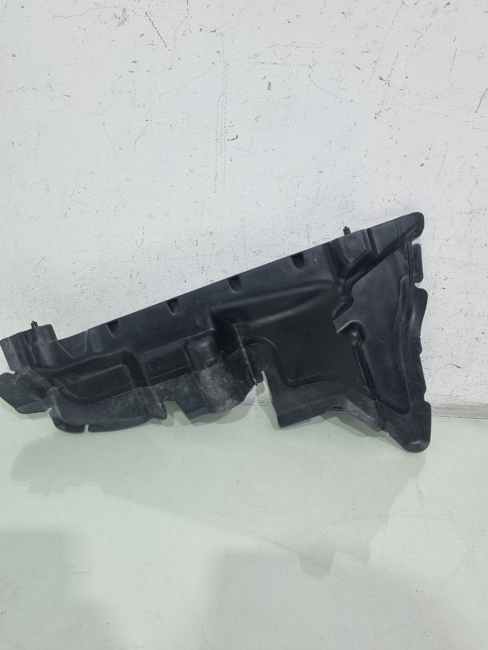 Defletor Direito Radiador Citroën C4 Lounge 2014/2016
