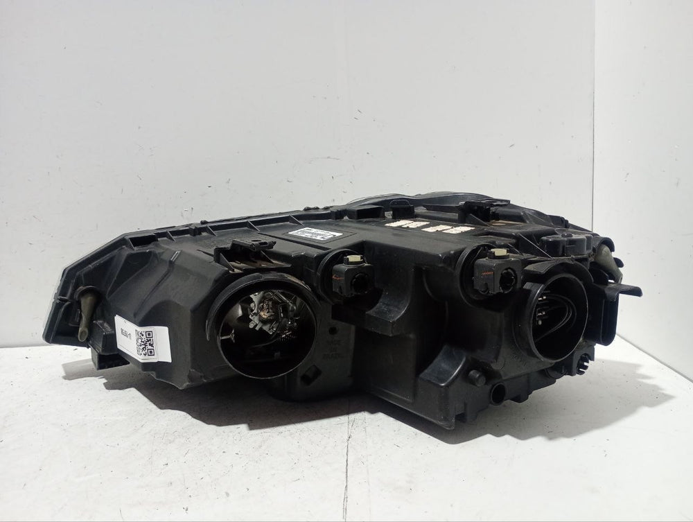 Farol lado direito polo 2017 a 2022