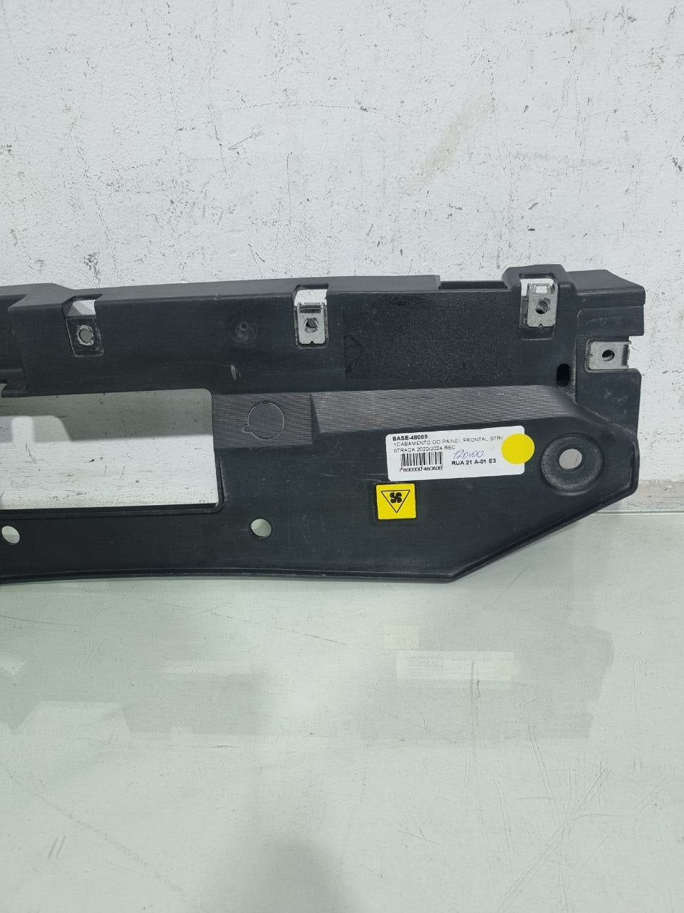 Acabamento Painel Frontal Fiat Strada 2020/2024 Usado