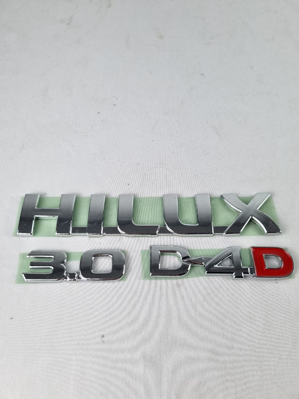Emblema Lateral Hilux 3.0 D4D Toyota Hilux 2006/2015