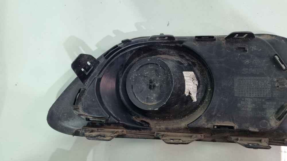 Grade Farol Milha Esq Renault Sandero Logan 2013/2019