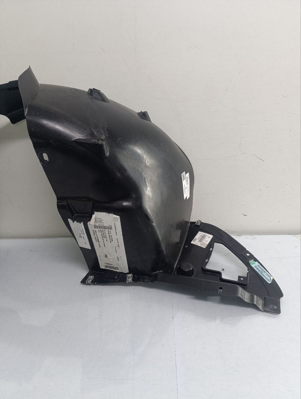 Parabarro Dianteiro Esquerdo Peugeot 208 2014/2019 Original