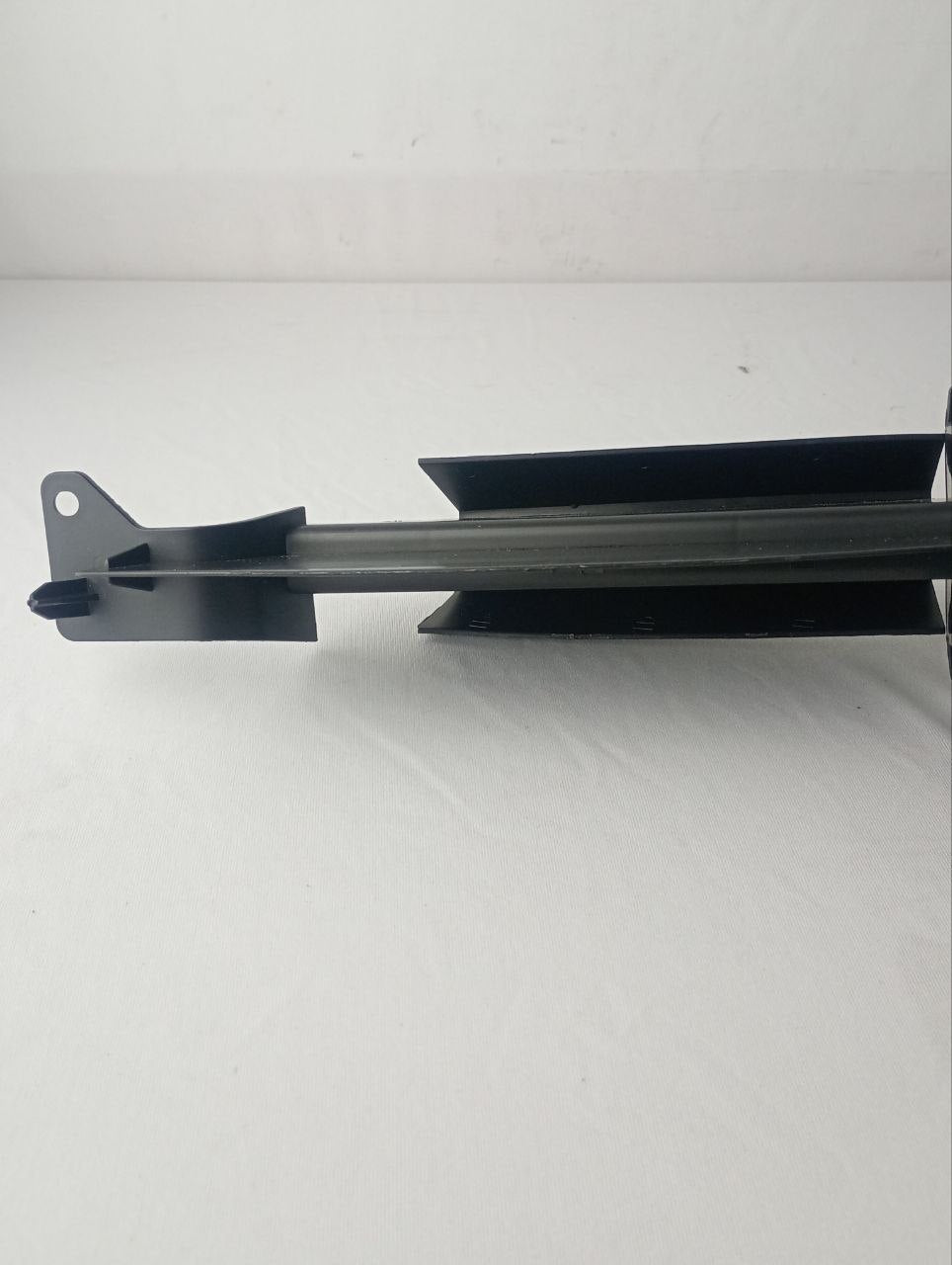 Defletor Ar Parachoque Dianteiro Esquerdo Renault Sandero Logan 2007/2014 Novo