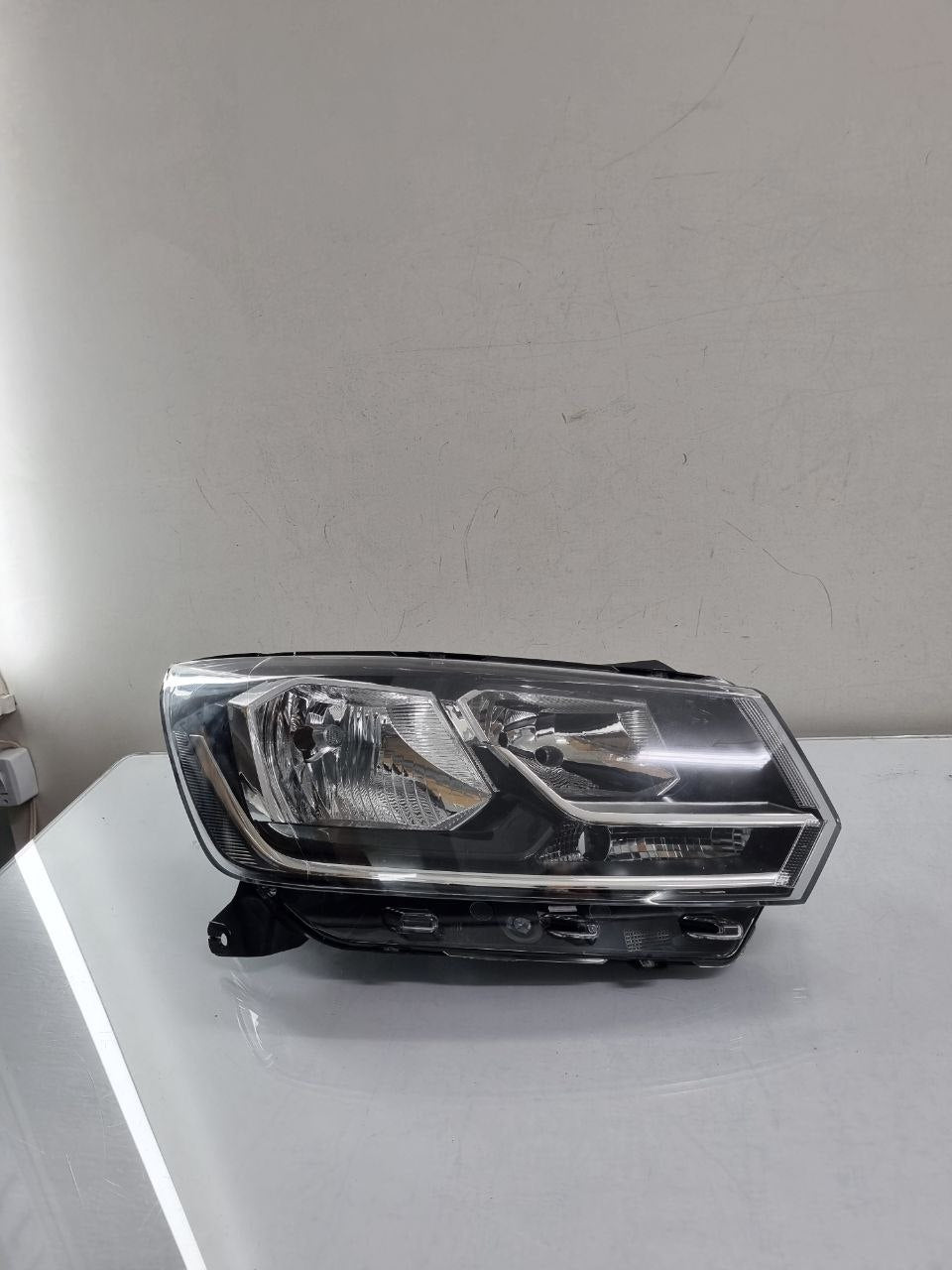 Farol Diant Dir Volkswagen Gol/Saveiro 2017/2024