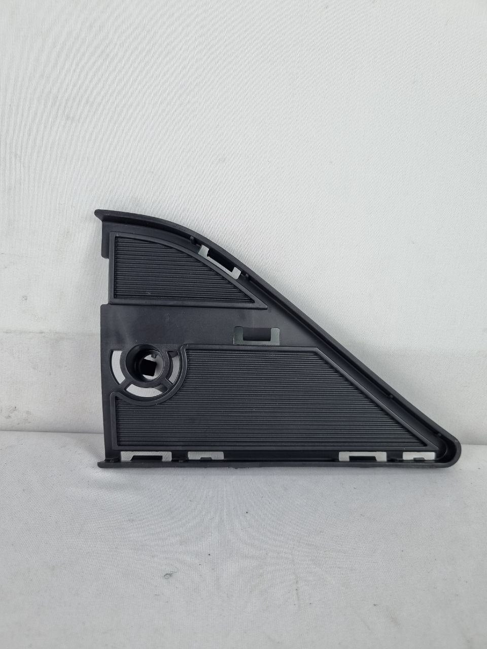 Moldura Retrovisor Diant Esq Chevrolet Onix/Prisma 2017/2021