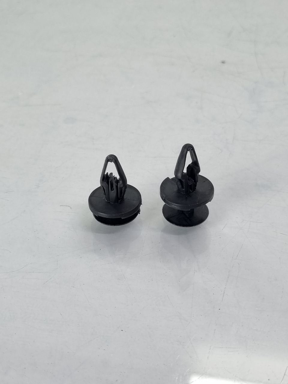 Presilha Fixação Parabar GM Onix Prisma Cruze Tracker 2012/2023 Nova