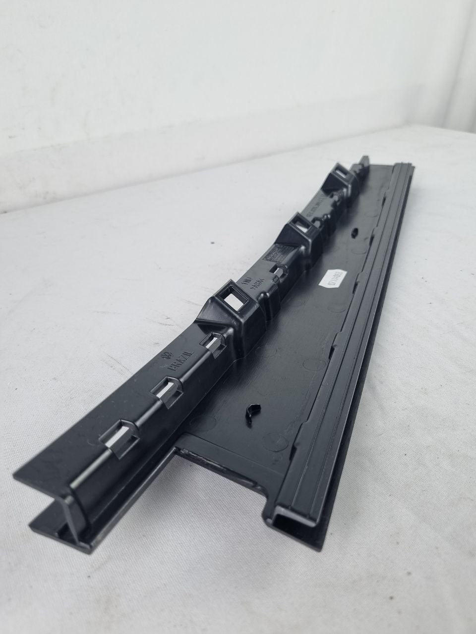 Moldura Porta Tras Esq Volkswagen Polo 2017/2024