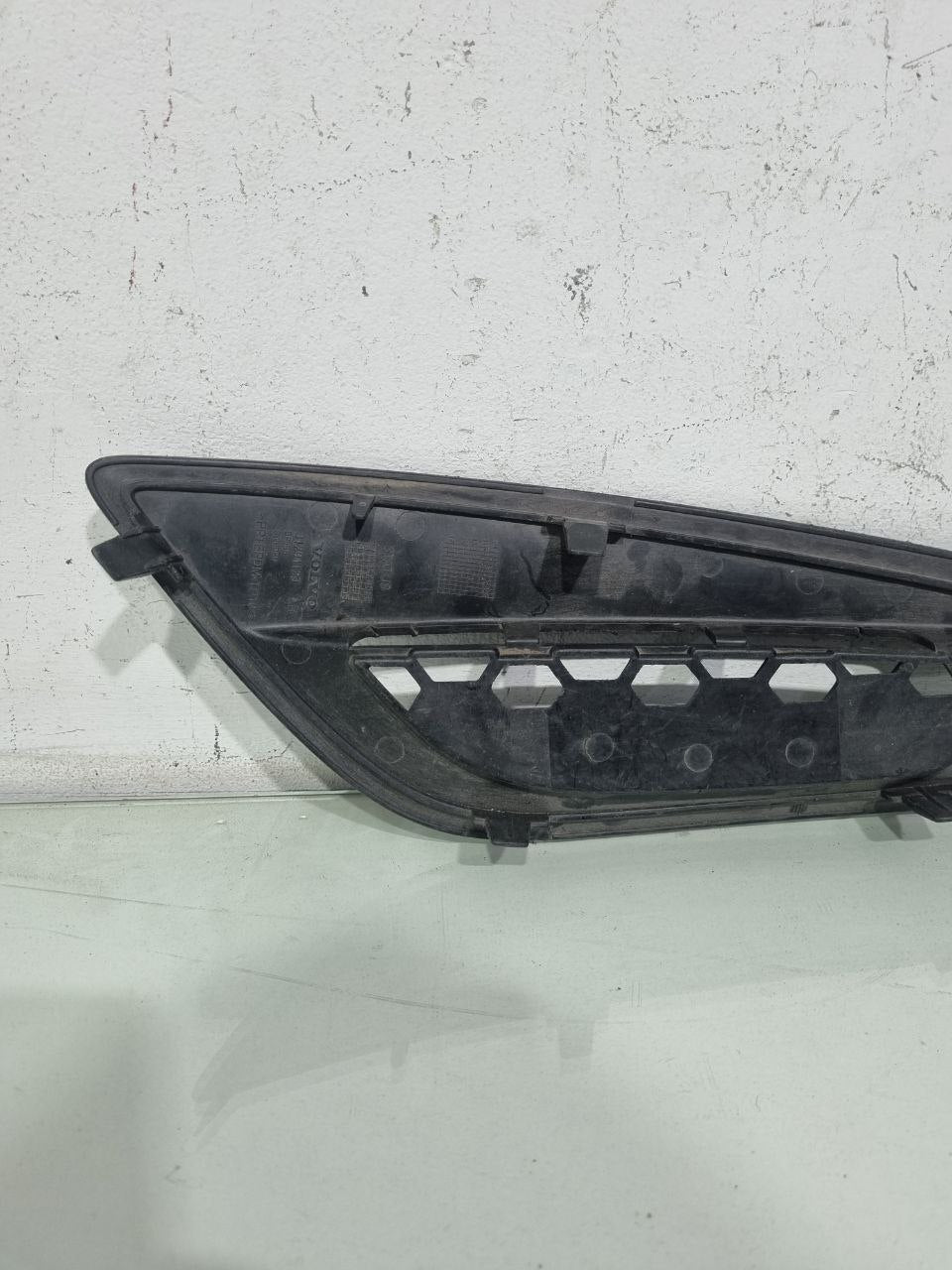 Moldura Farol de Milha Esquerda Volvo S60 2011/2013 Usado