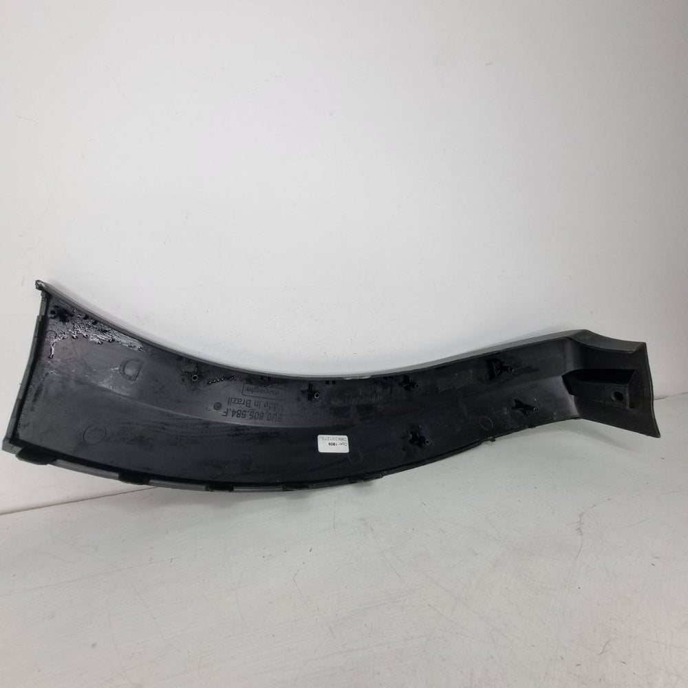 Moldura Parabarro Diant Dir Volkswagen Golf 2013/2016