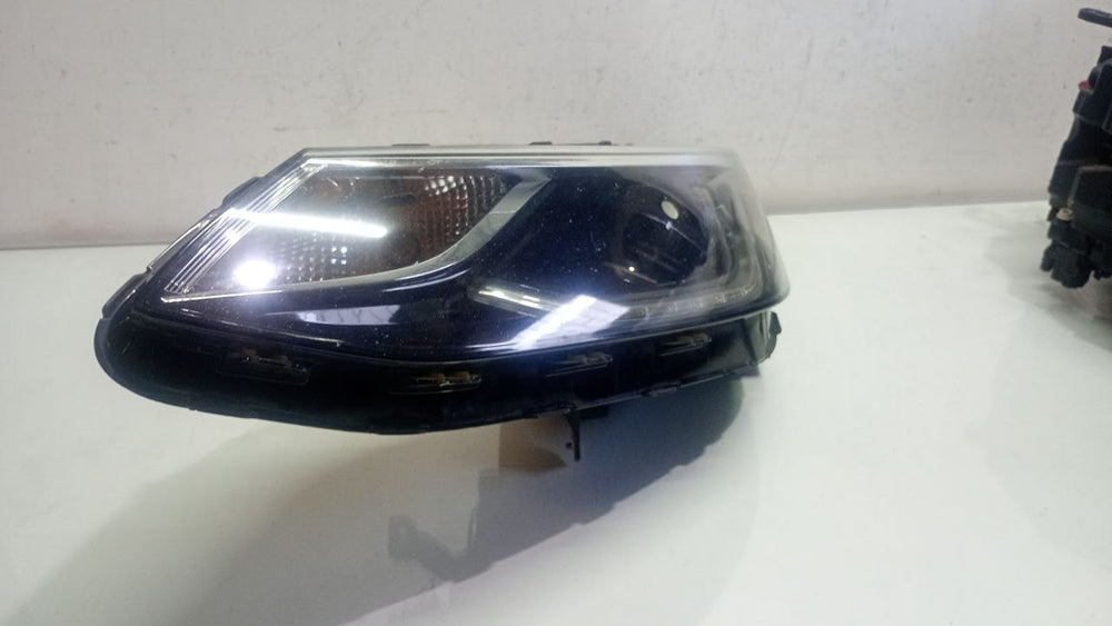 Farol lado esquerdo com léd Chevrolet cruze 2017 a 2023