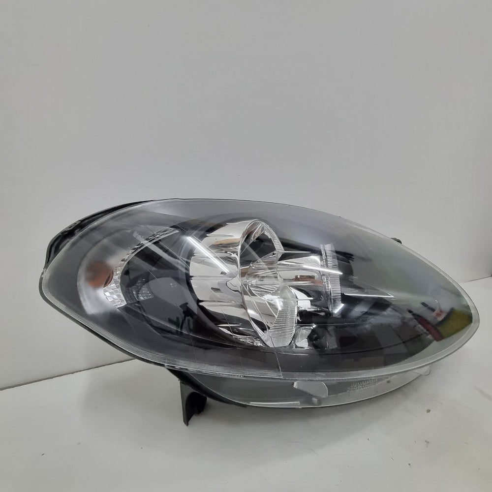 Farol Diant Dir Máscara Negra Fiat Palio 2013/2019