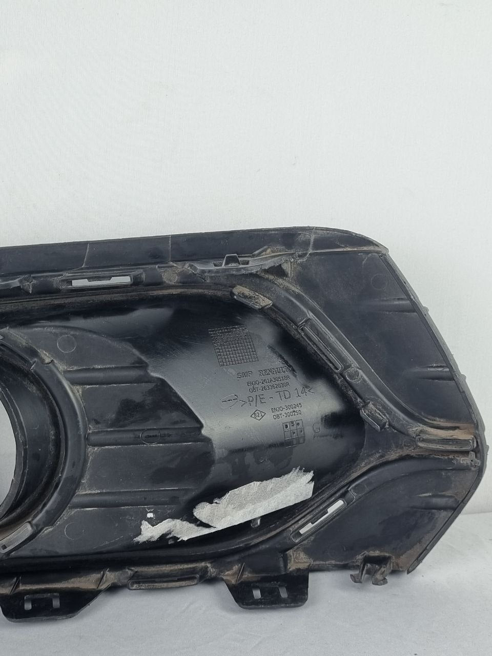 Moldura Farol Milha Diant Esq Renault Logan 2015/2018