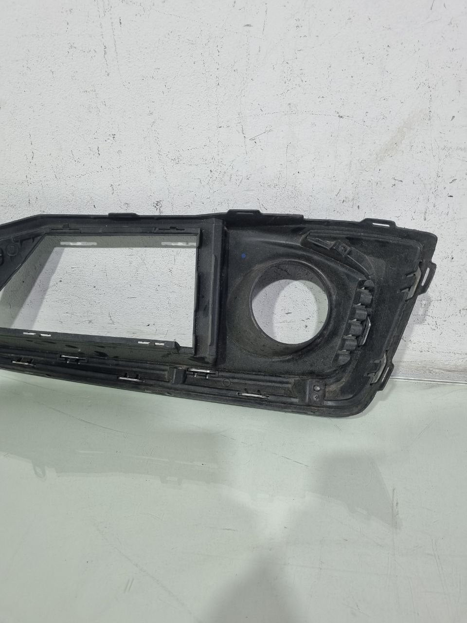Moldura Farol de Milha Esquerdo Honda Civic 2019/2021 Usado