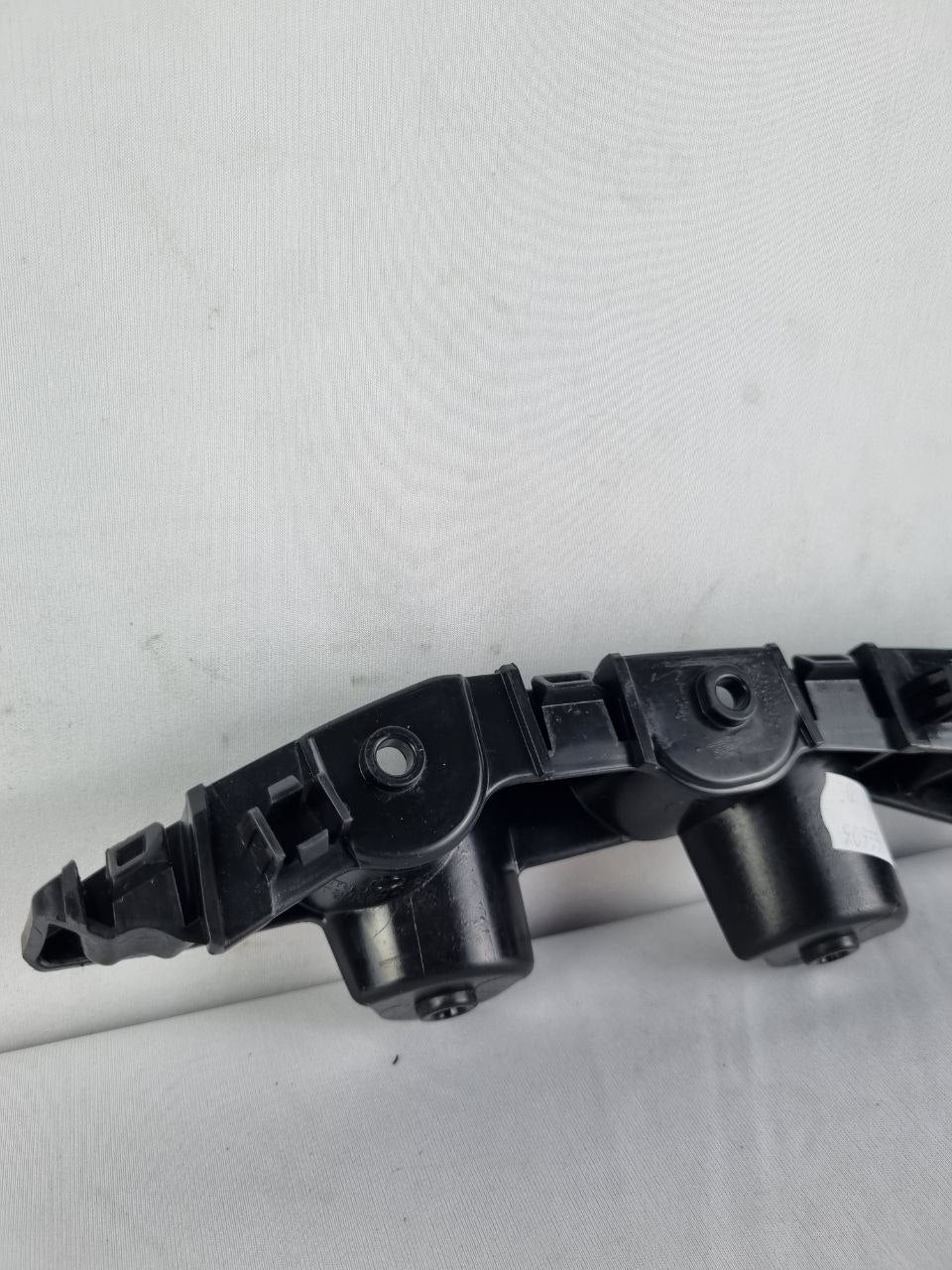Suporte Guia Parachoque Dianteiro Renault Duster 2019/2024 Novo