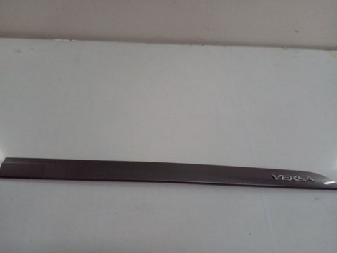 Friso Lateral Porta Nissan Versa 2011/2020 Novo