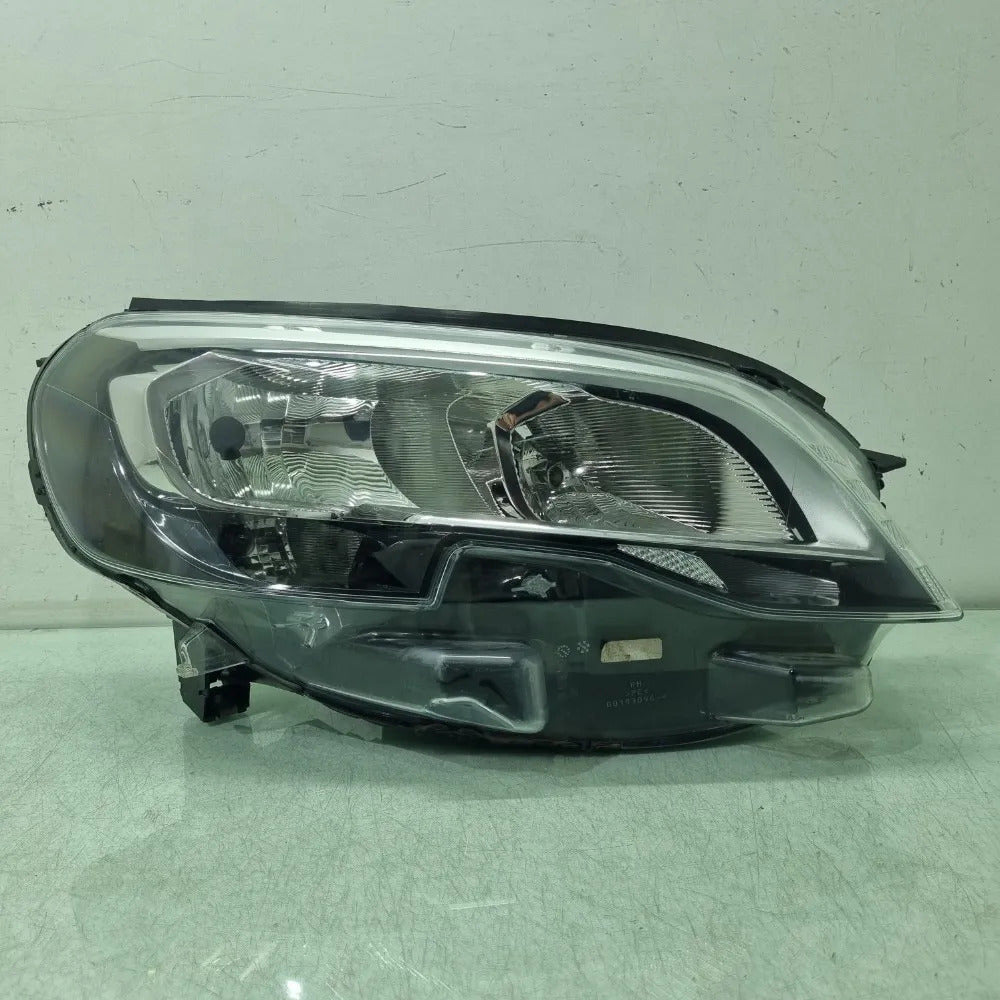 Farol lado direito expert 2020 a 2024