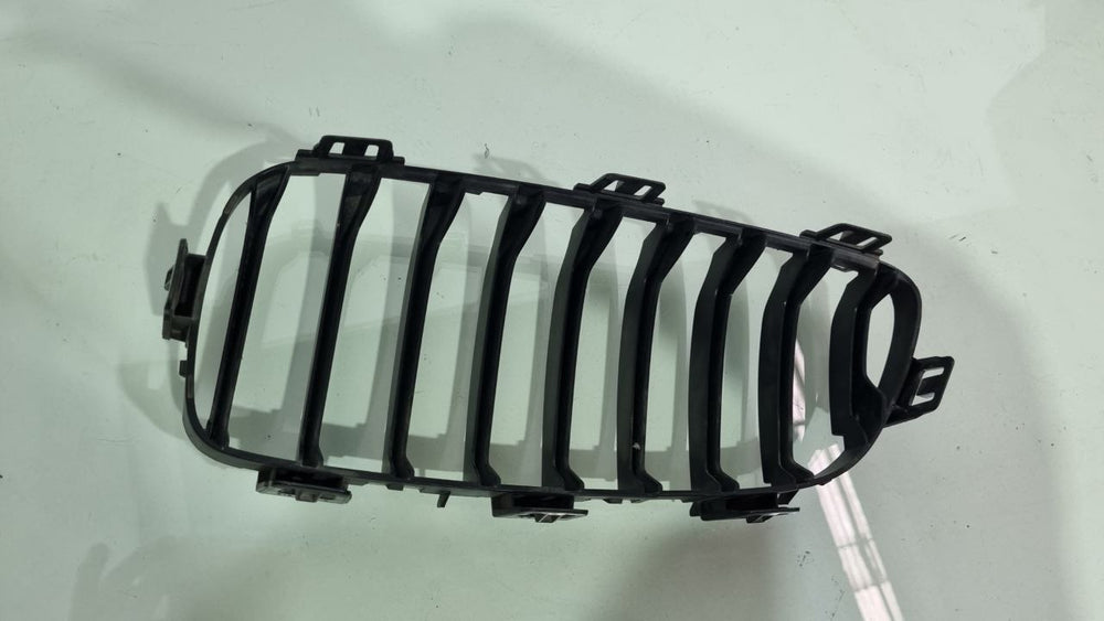 Grade Dianteira Dir BMW X1 2015/2019