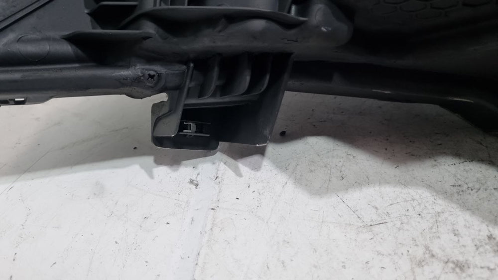 Farol Diant Dir Nissan Kicks 2021/2024