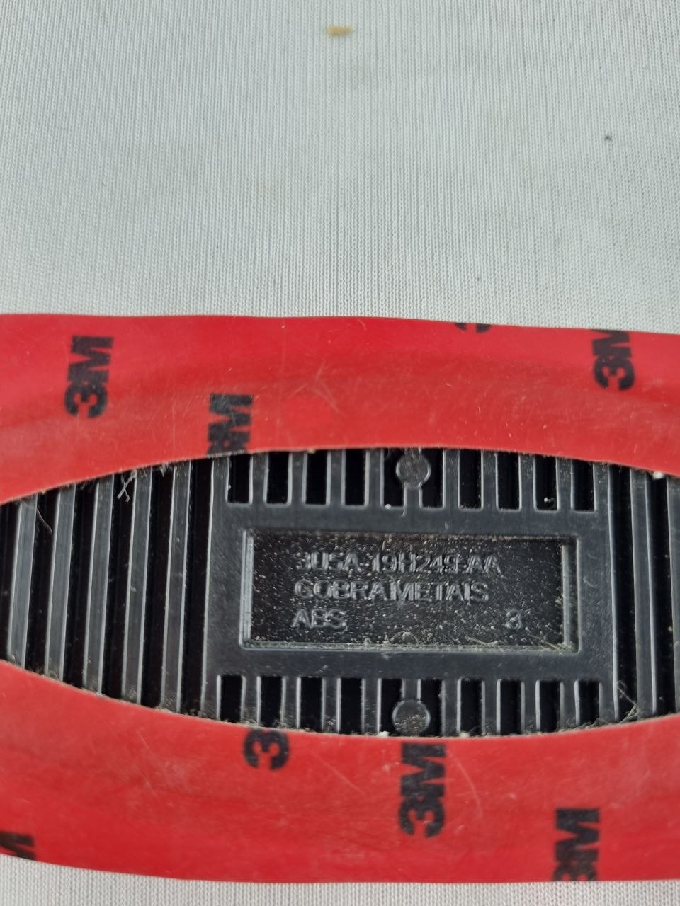 Emblema Grade Dianteira Ford Ka 2010/2014 Novo