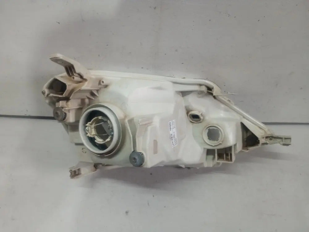 Farol Esquerdo Toyota Etios 2013/2016