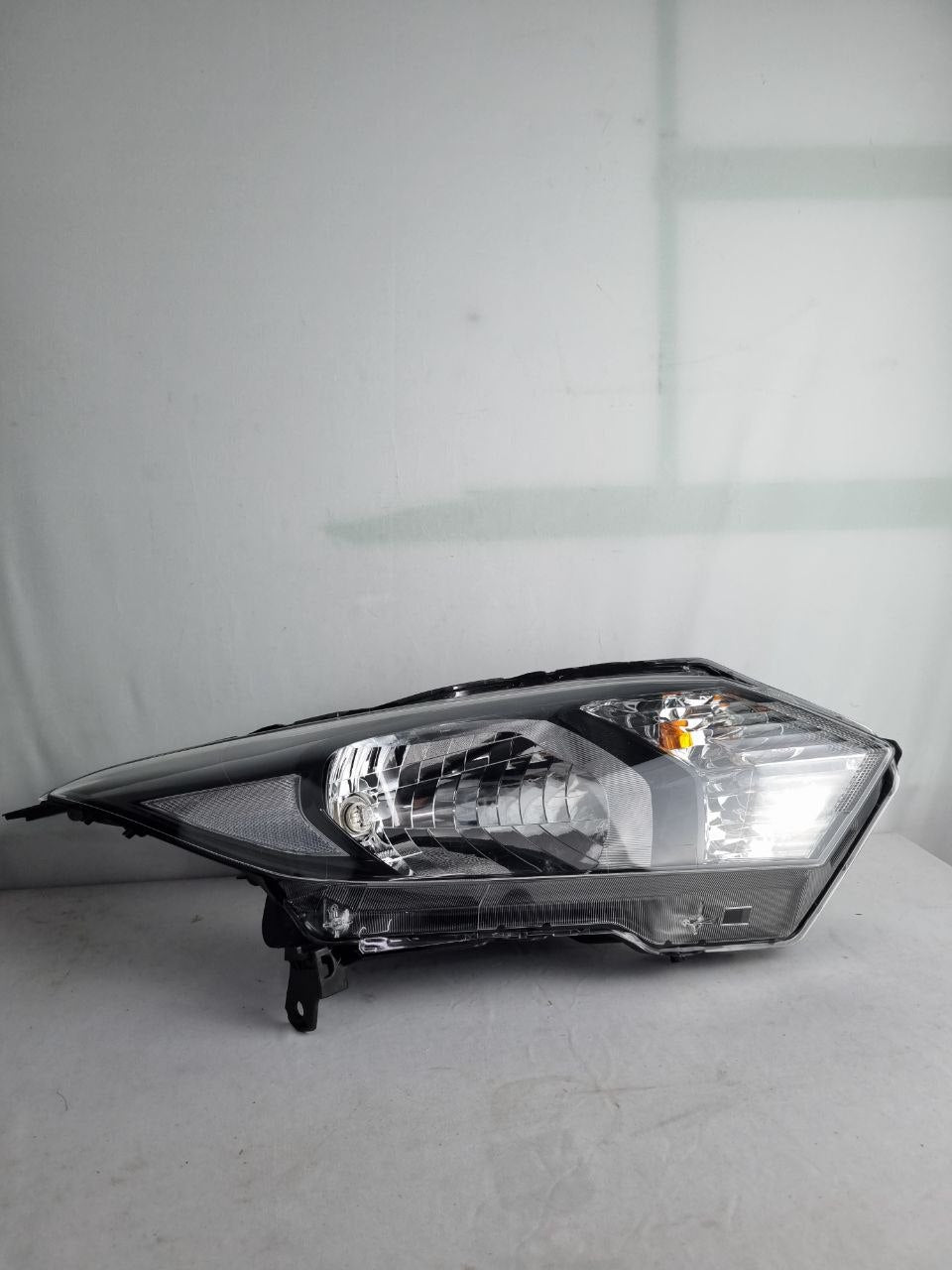 Farol Lado Direito Honda Hrv 2017/2019 Original Recuperado