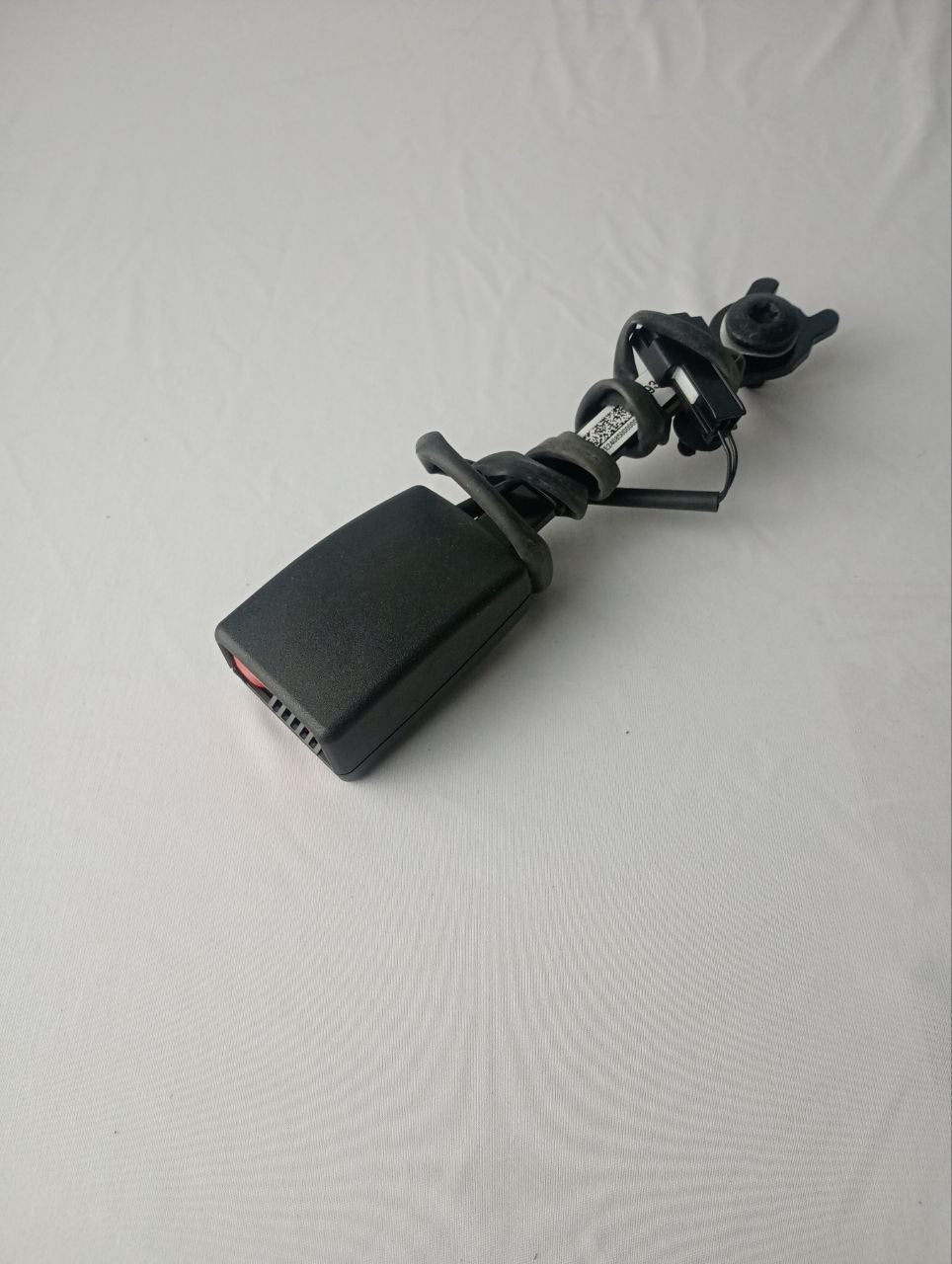Engate Cinto Segurança Dianteiro Esquerdo Chevrolet Onix 2013/2019 Novo