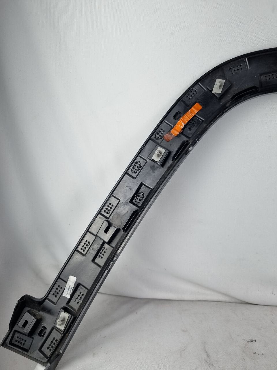 Moldura Paralama Traseiro Esquerdo Jeep Commander 2022/2025 Nova