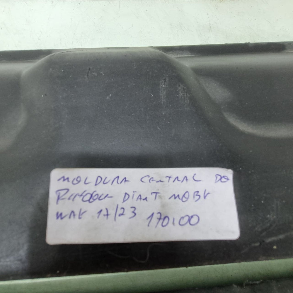 Moldura Central Parachoque Diant Fiat Moby 2017/2023