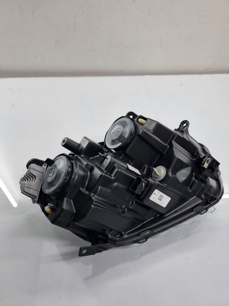 Farol Esquerdo Duster 2020/2022 Masc Negra C/Led