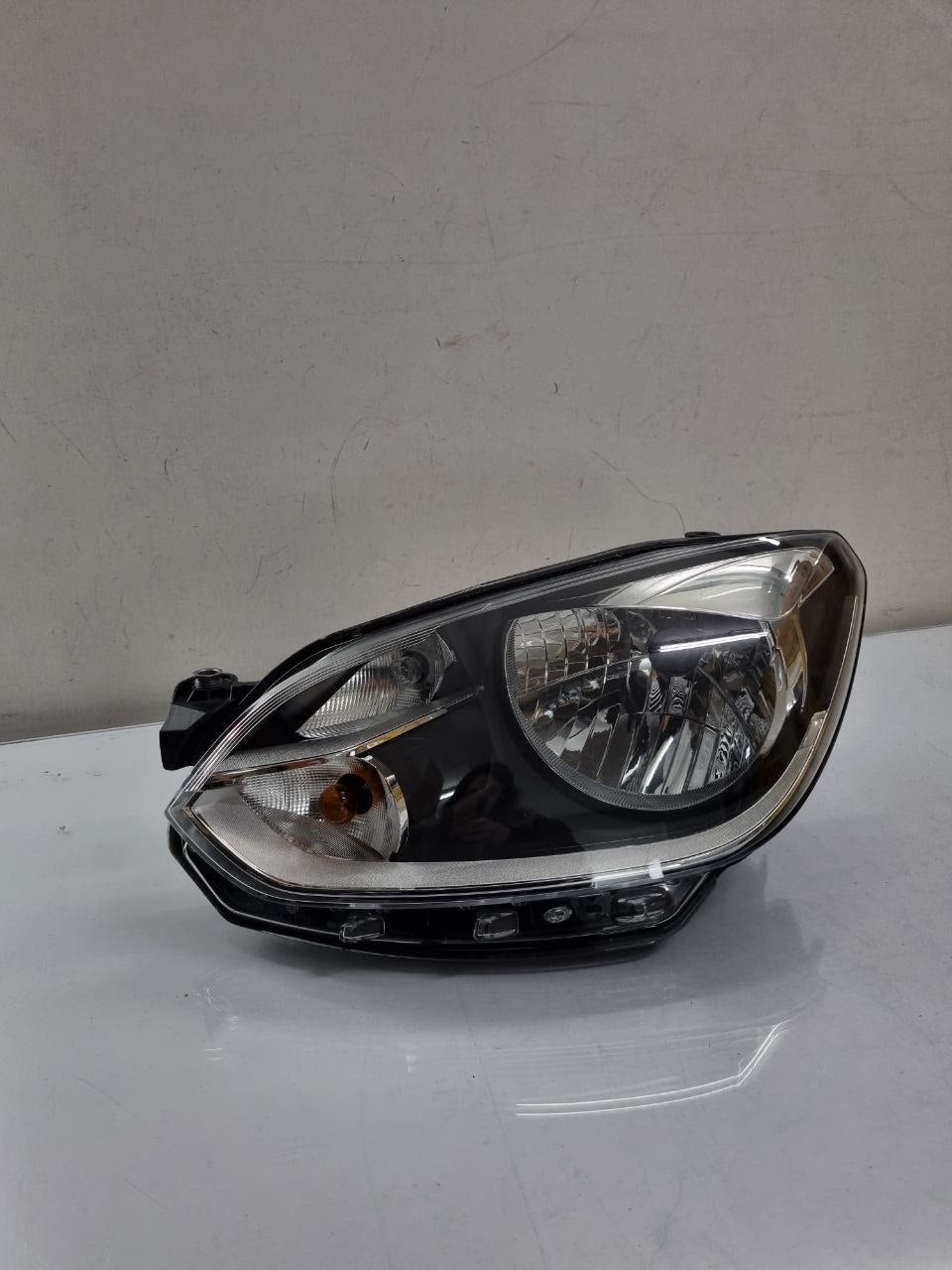 Farol Esquerdo UP 2014/2017 Masc Negra Original