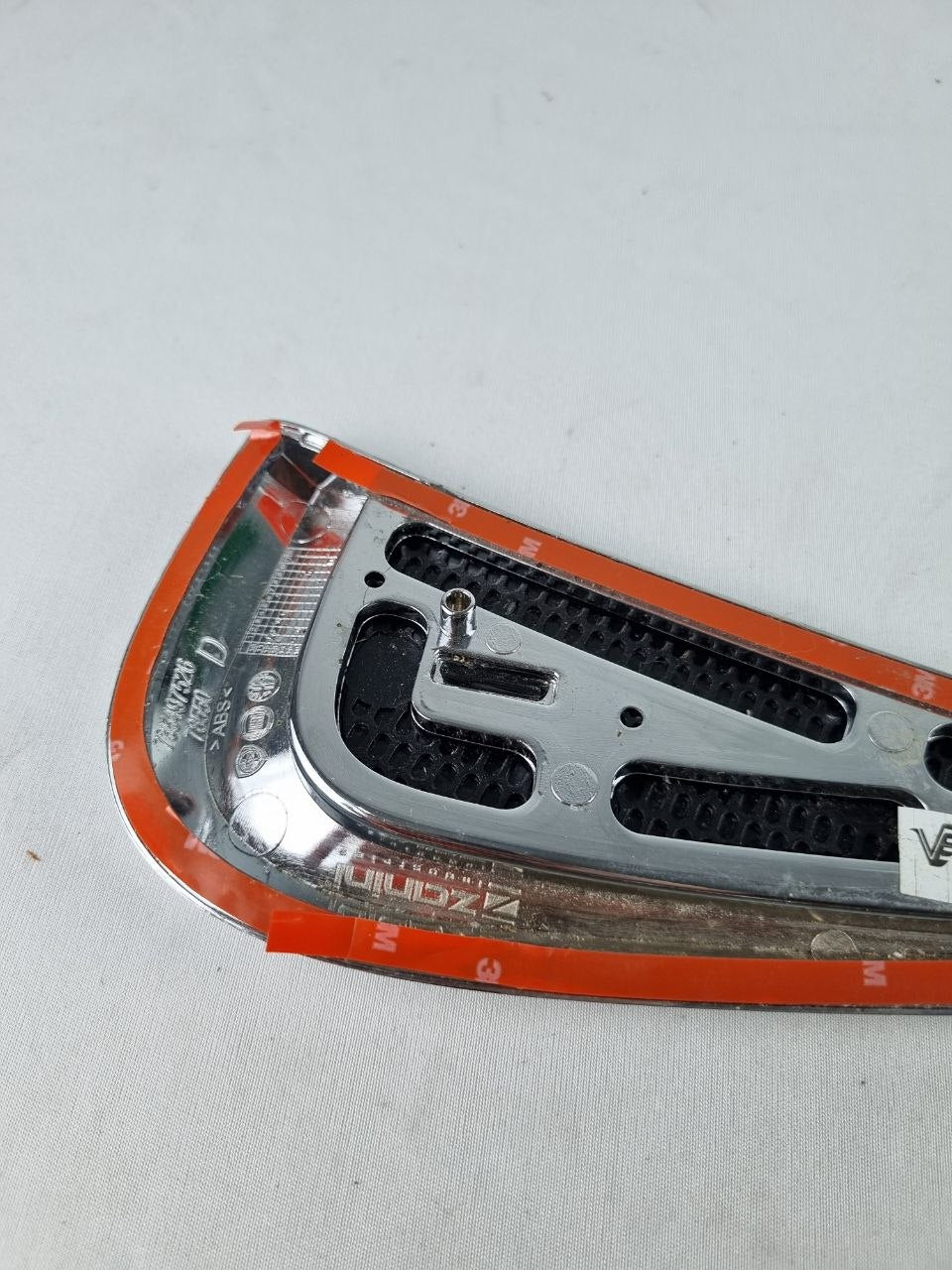 Moldura Cromada Paralama Diant Esq Fiat Palio Sporting 2012/2018