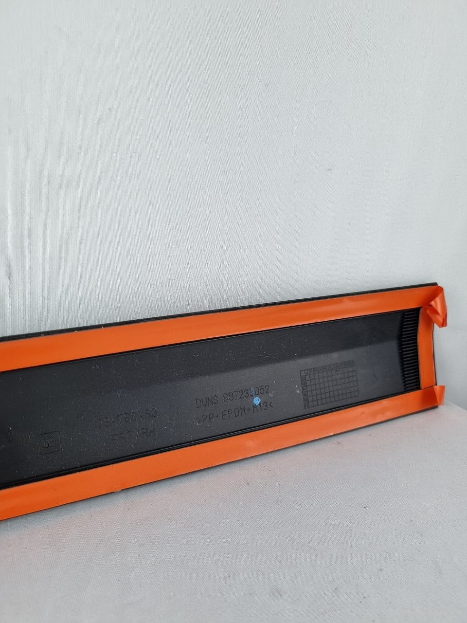 Friso Porta Dianteira Direita Chevrolet Spin 2012/2023 Novo
