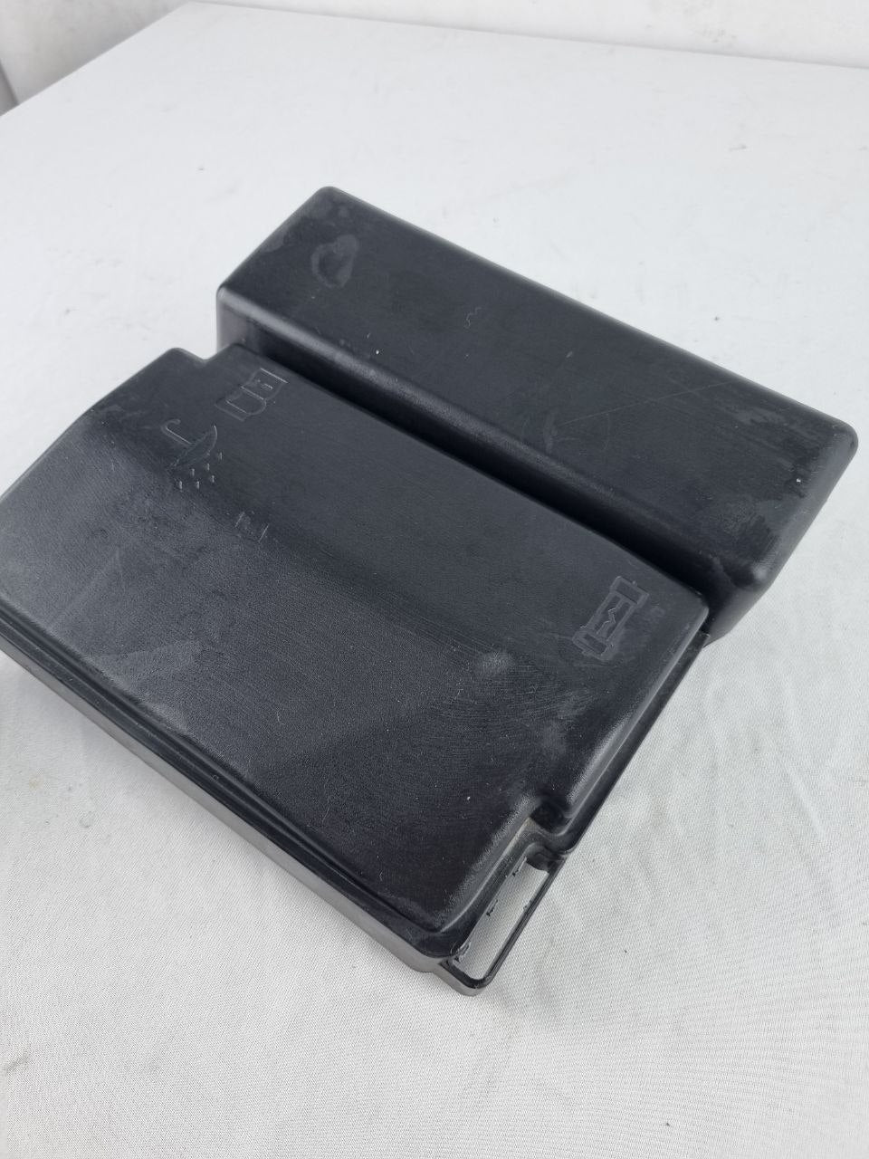 Tampa Caixa Fusíveis Motor Volkswagen Jetta 2011/2019