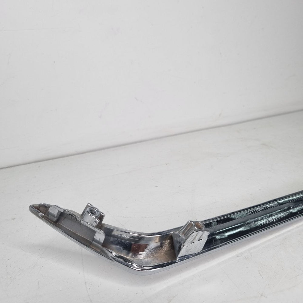 Friso Cromado Grade Diant Toyota Corolla 2020/2024