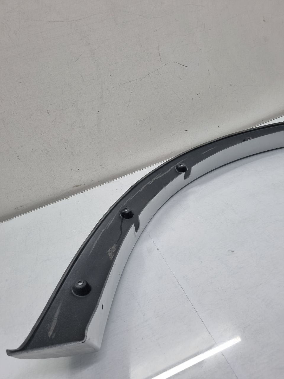 Moldura Parabarro Tras Dir Mitsubishi L200 Triton 2008/2015