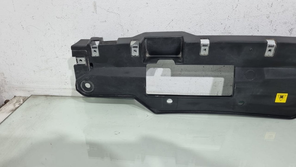 Moldura Superior Fixação Radiador Fiat Strada 2020/2026