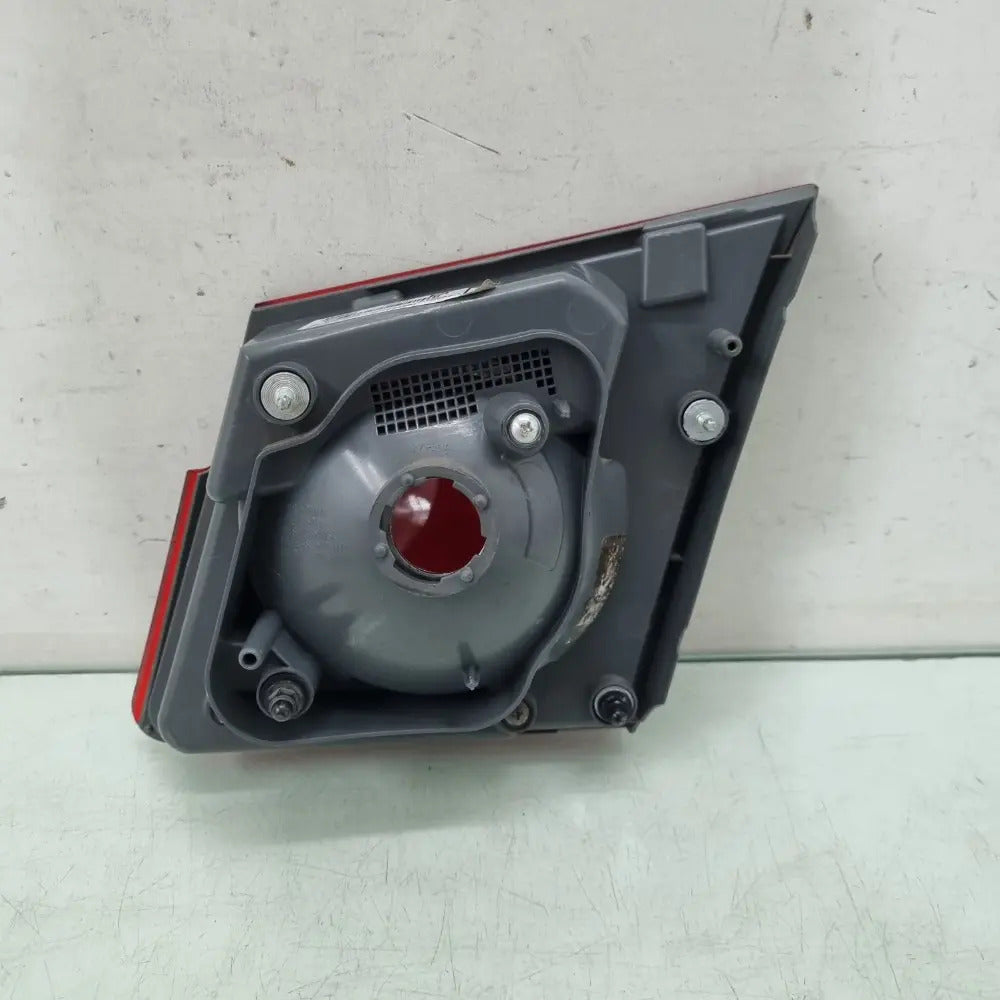 Lanterna Do Lado Esquerdo Chevrolet Cruze Sedan 2012/2015