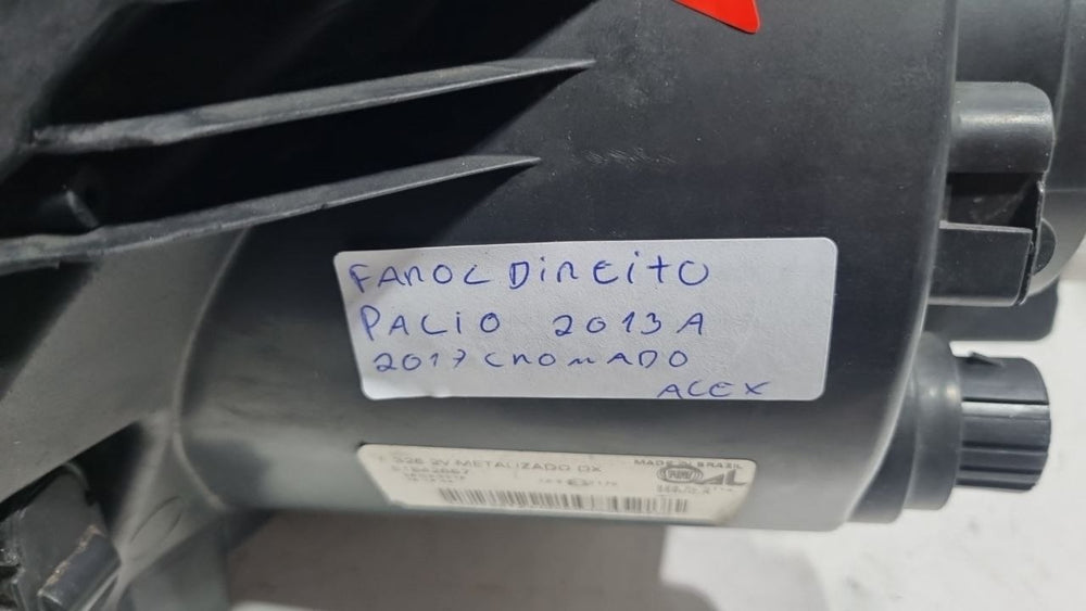 Farol Diant Dir Fiat Palio 2013/2017